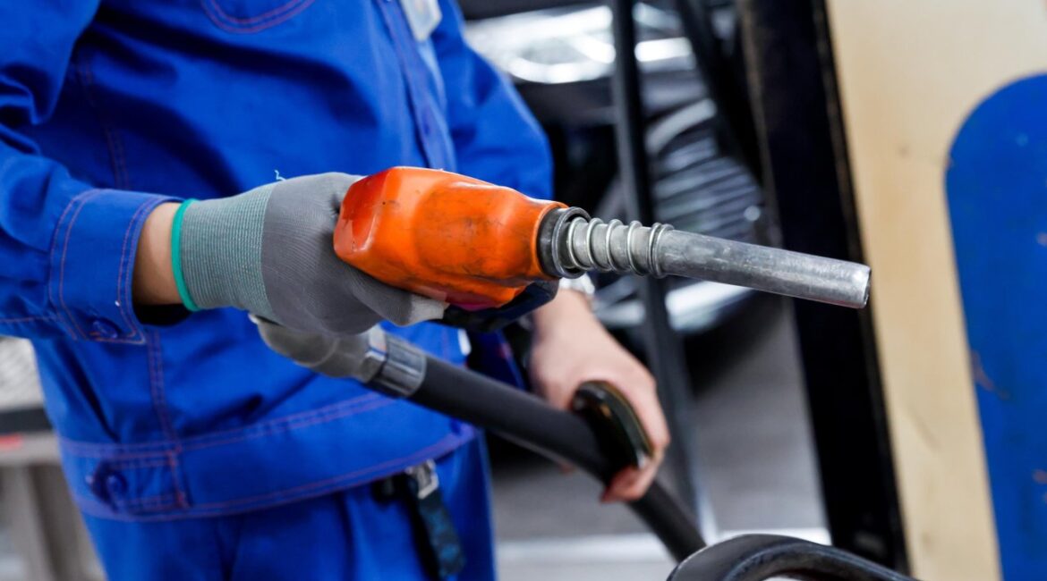 ЕК поддерживает снижение акцизов на топливо на фоне высоких цен