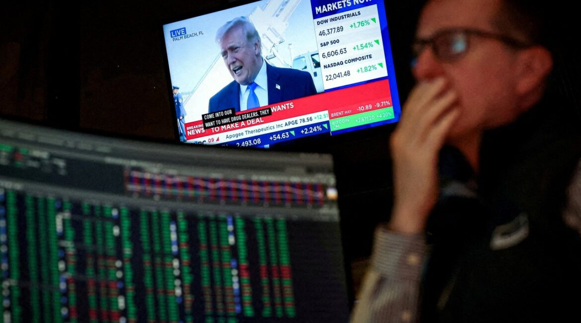 Нефть вновь подскочила выше $100 за баррель