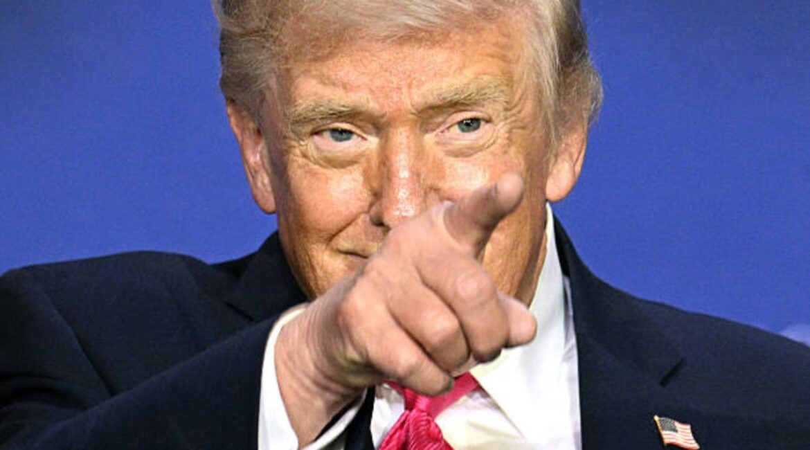 Трамп обвинил Иран в грубом нарушении режима прекращения огня и пригрозил новыми атаками.