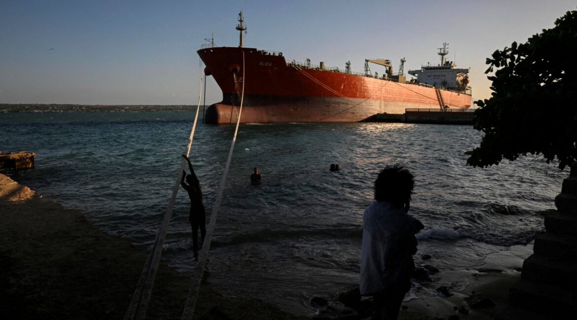 США готовятся к военной операции на Кубе?