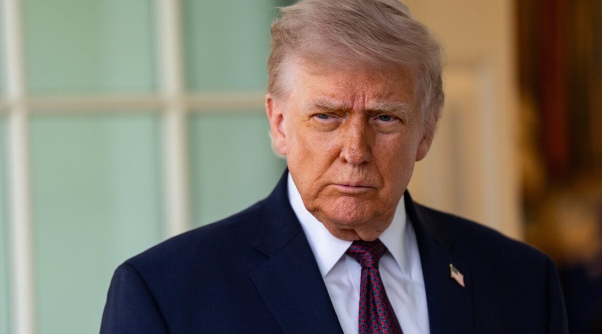 Разрыв связей с давними союзниками усугубляет изоляцию Трампа