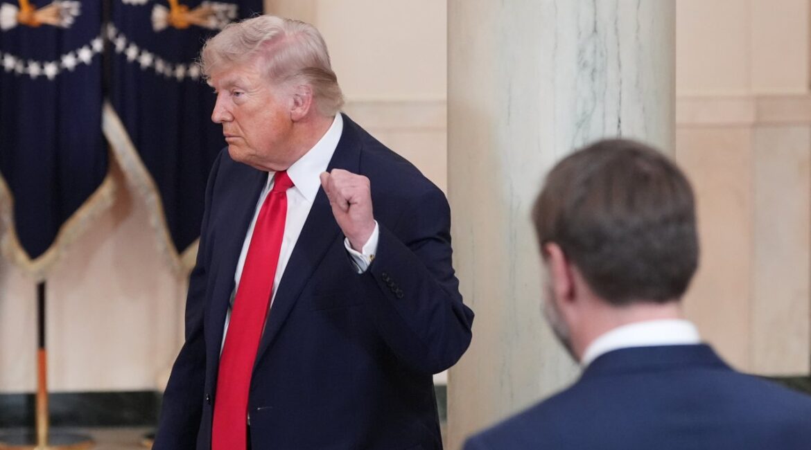 Экотерроризм исходит из Белого дома