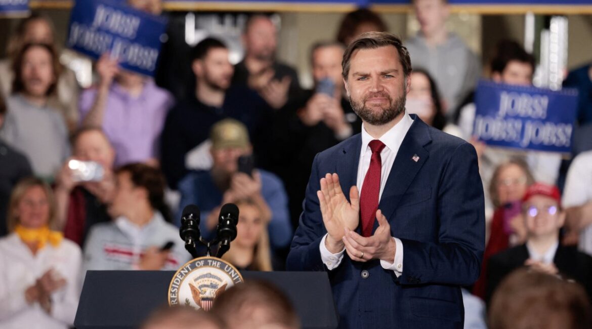 Вице-президент Дж. Д. Вэнс написал книгу о духовном пути