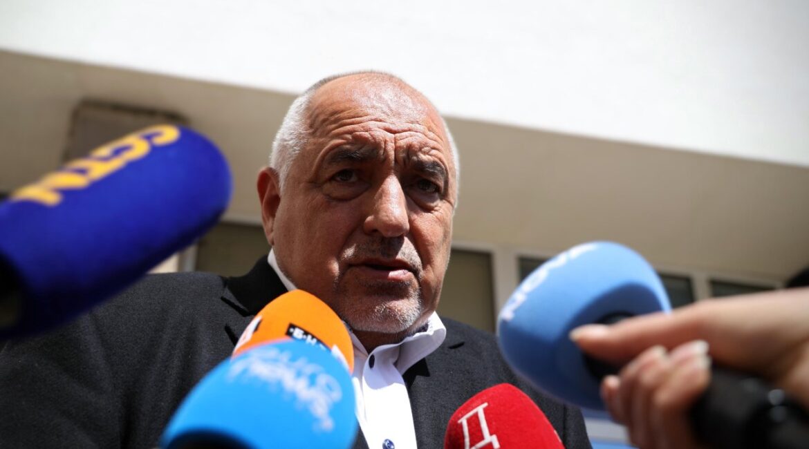 Борисов поздравил Радева, но оборвал: Никаких беспринципных встреч