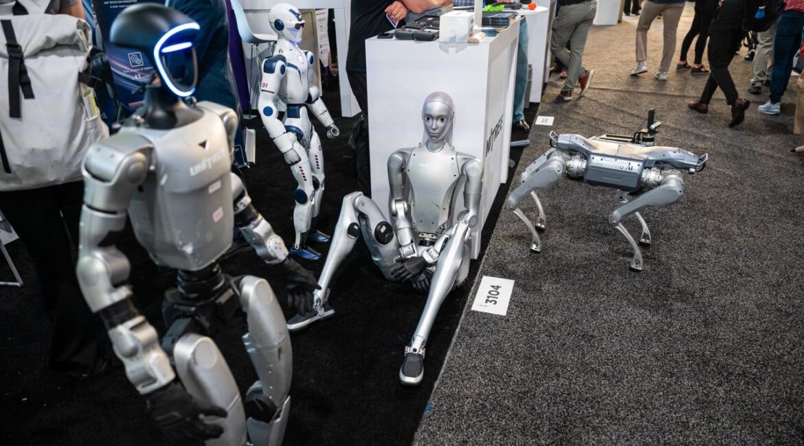 Слабые отчеты китайских технологических компаний подчеркивают проблемы сектора