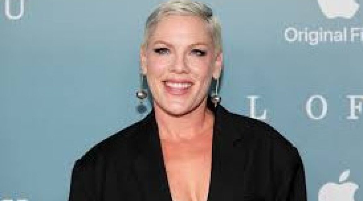 Pink проведет театральную премию «Тони»