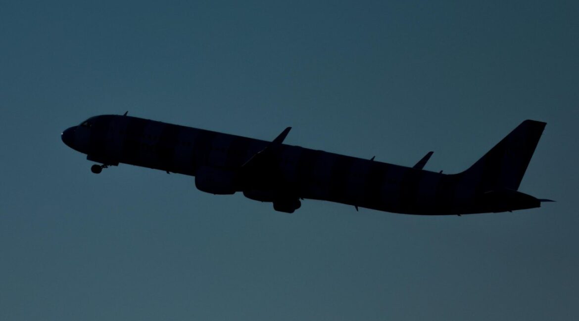 ЕК рассматривает меры в случае дефицита авиационного топлива