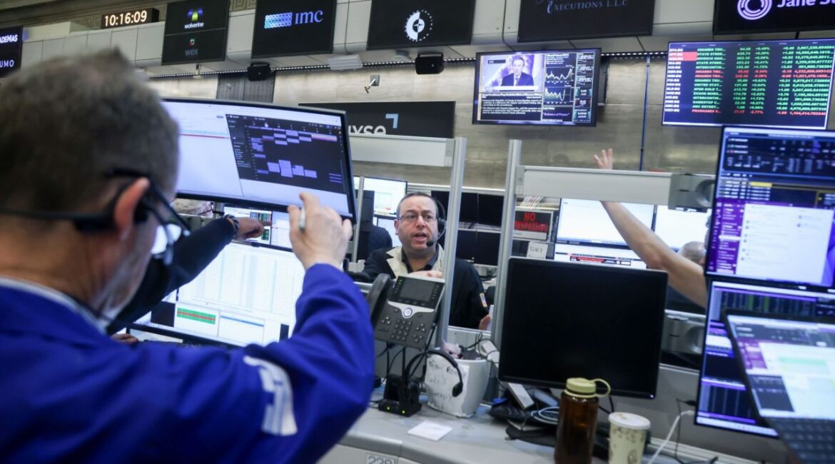 S&P 500 и Nasdaq установили новые рекорды