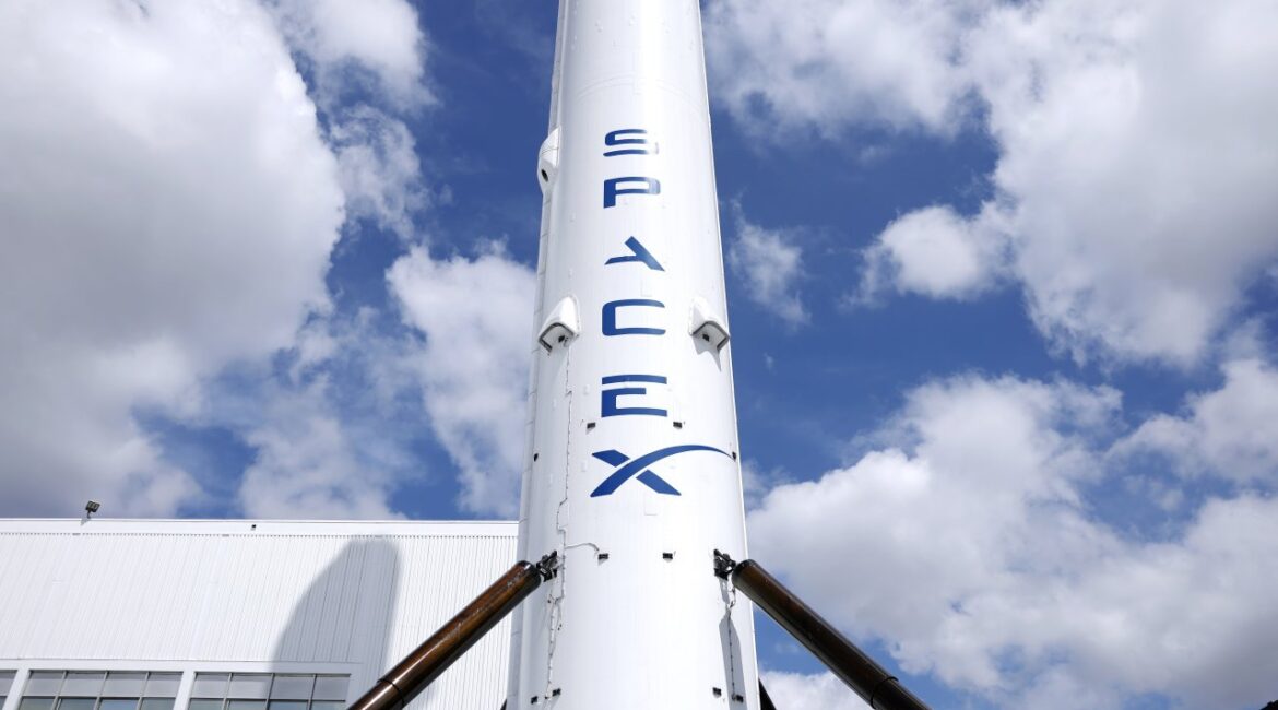 IPO SpaceX привело к рекордным инвестициям в небольшой космический ETF