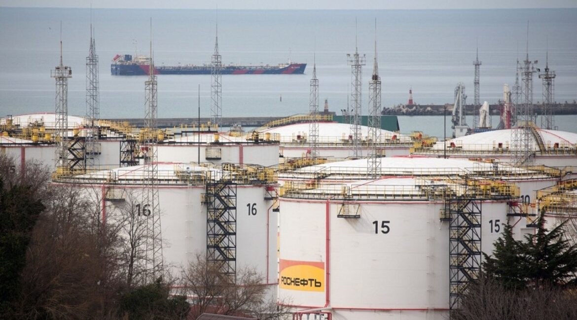 Страховщики начинают пересматривать рейтинги российских нефтяных терминалов