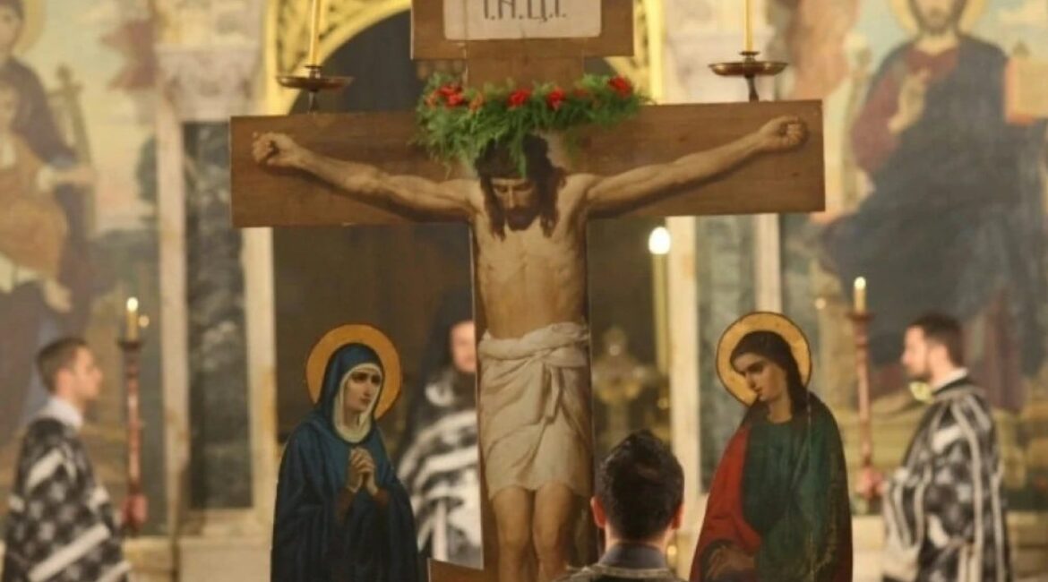 Страстная пятница, самый печальный день в христианском мире.